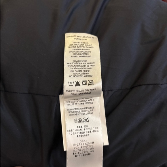 Patagonia Women's Navy Puffer Jacket - Picture 12 of 15